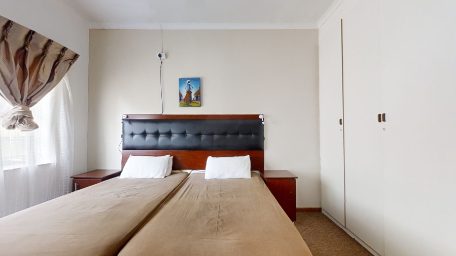 15 Bedroom Property for Sale in Parkhill Gardens Gauteng