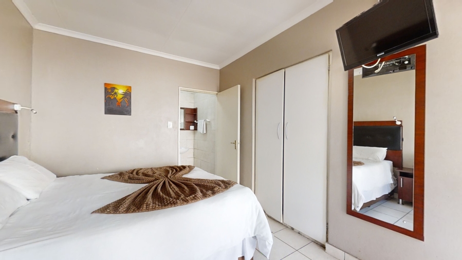 15 Bedroom Property for Sale in Parkhill Gardens Gauteng