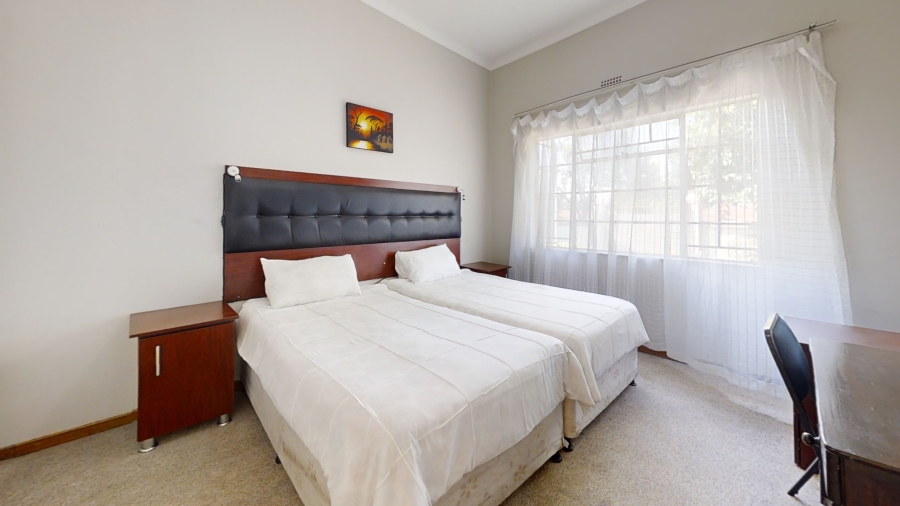 15 Bedroom Property for Sale in Parkhill Gardens Gauteng