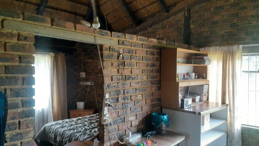 4 Bedroom Property for Sale in Mullerstuine Gauteng
