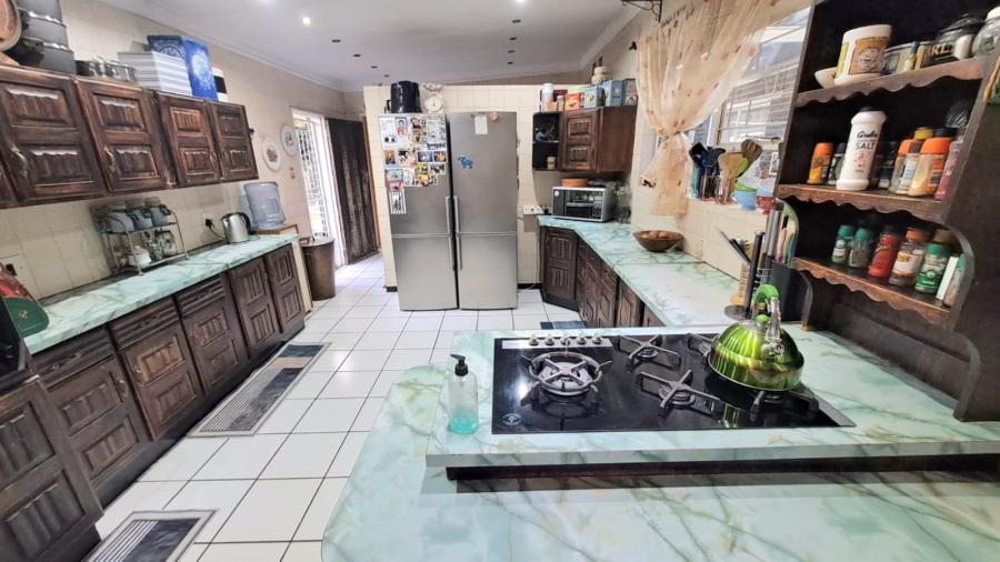 4 Bedroom Property for Sale in Three Rivers East Gauteng