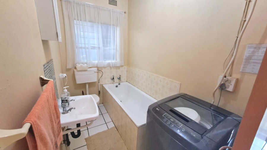 4 Bedroom Property for Sale in Three Rivers East Gauteng