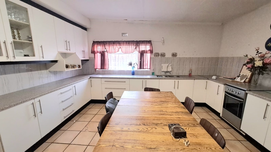 4 Bedroom Property for Sale in Three Rivers East Gauteng