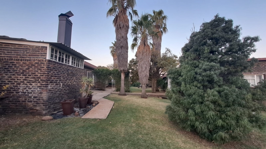 4 Bedroom Property for Sale in Three Rivers East Gauteng