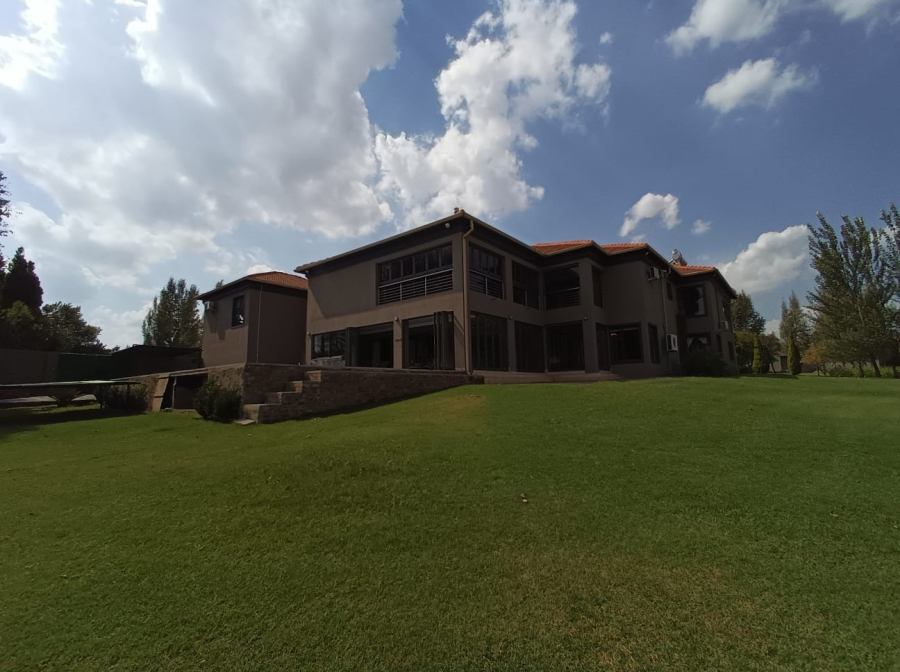 4 Bedroom Property for Sale in Three Rivers East Gauteng