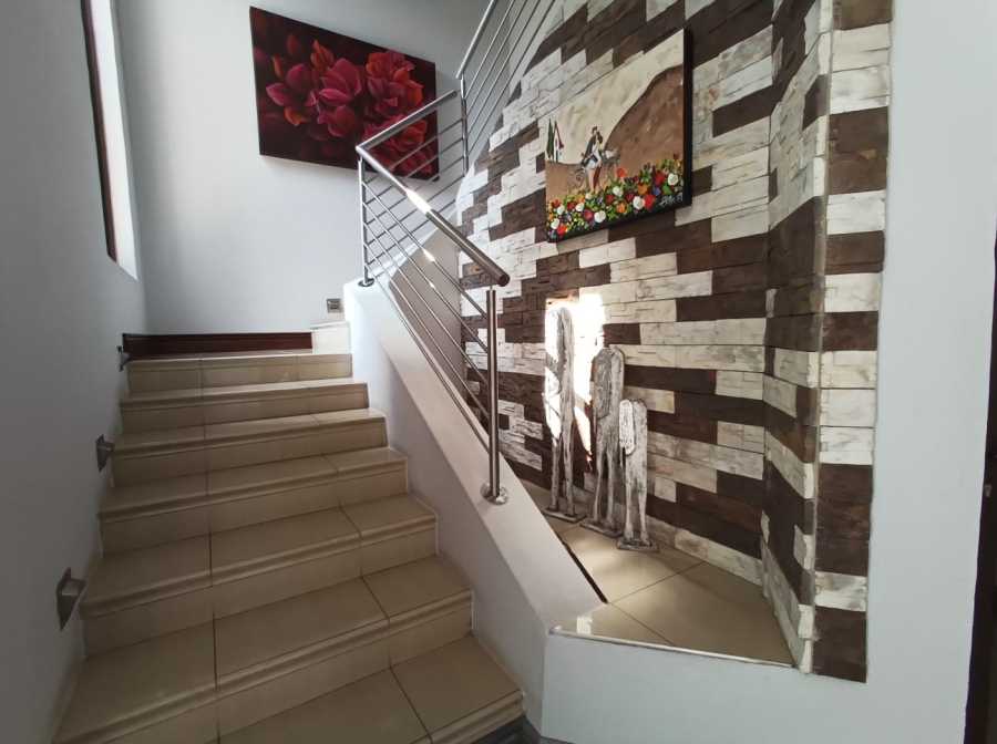 4 Bedroom Property for Sale in Three Rivers East Gauteng