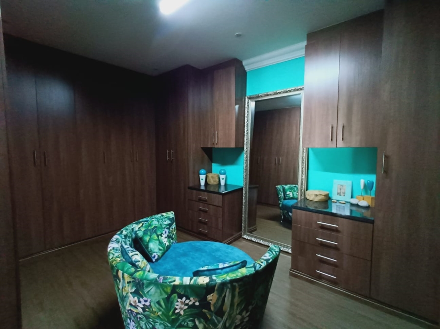 4 Bedroom Property for Sale in Three Rivers East Gauteng