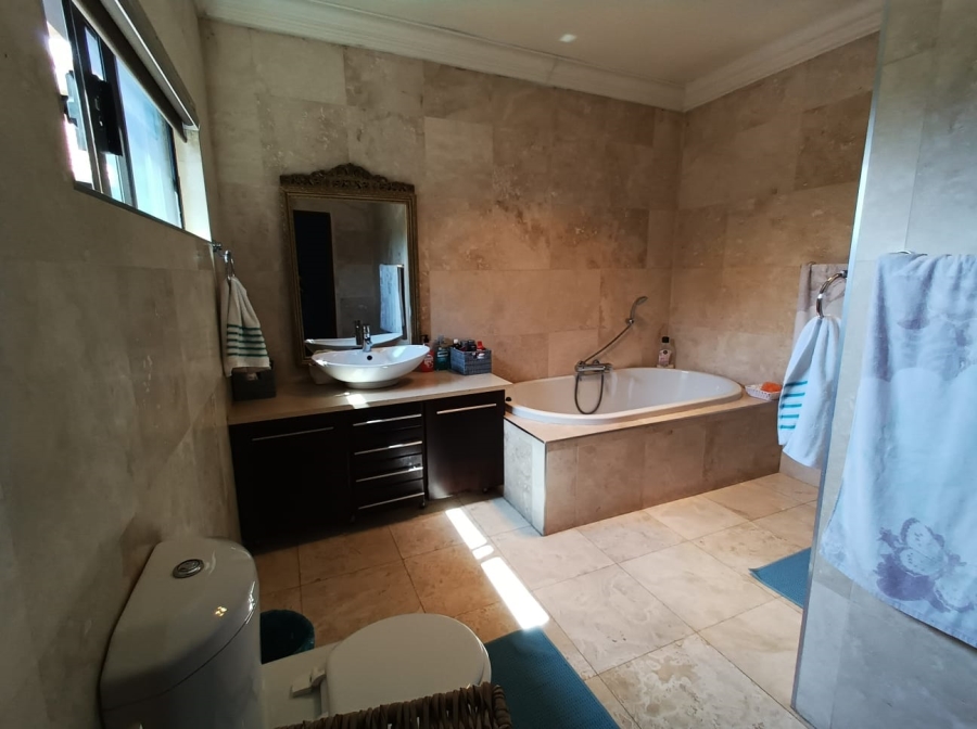 4 Bedroom Property for Sale in Three Rivers East Gauteng