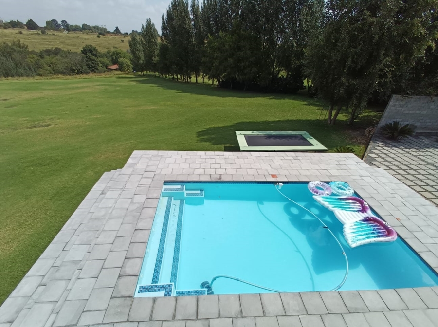 4 Bedroom Property for Sale in Three Rivers East Gauteng