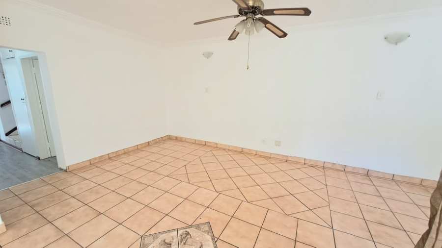 3 Bedroom Property for Sale in Three Rivers Proper Gauteng