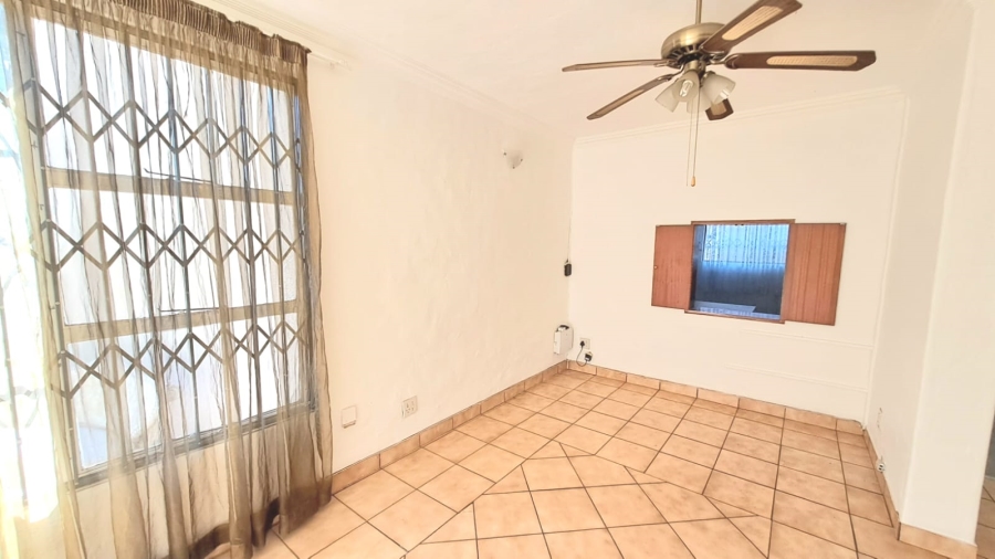 3 Bedroom Property for Sale in Three Rivers Proper Gauteng