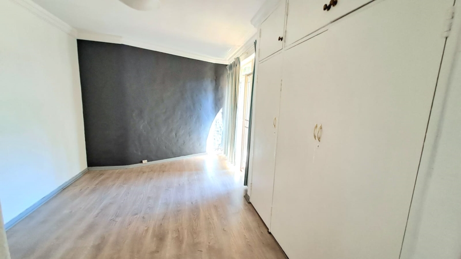 3 Bedroom Property for Sale in Three Rivers Proper Gauteng