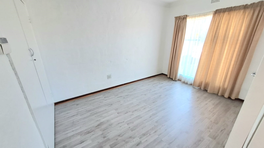 3 Bedroom Property for Sale in Three Rivers Proper Gauteng