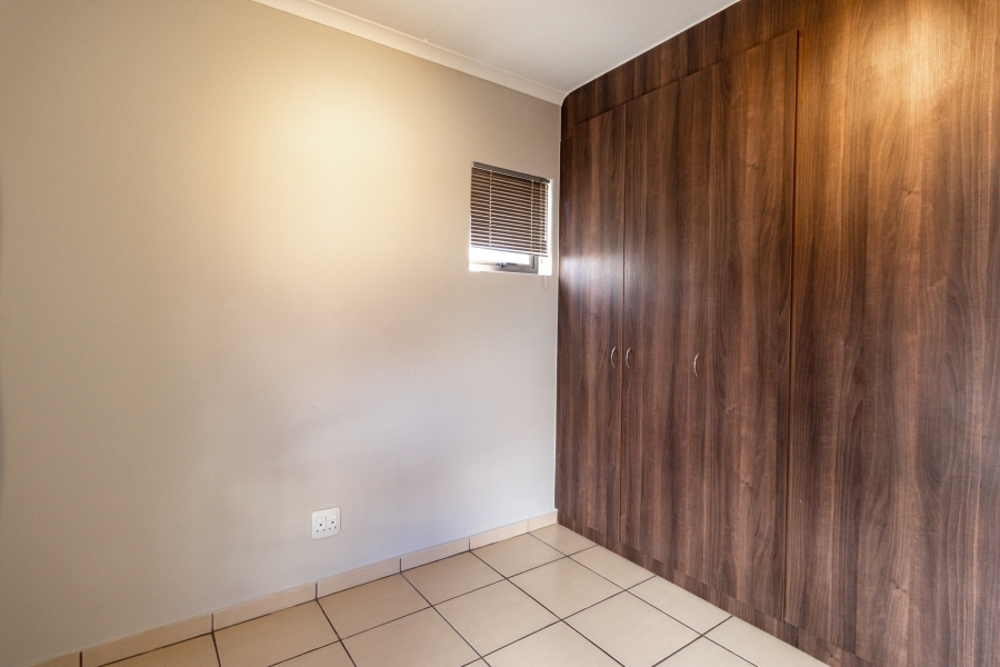 2 Bedroom Property for Sale in Kyalami Gauteng