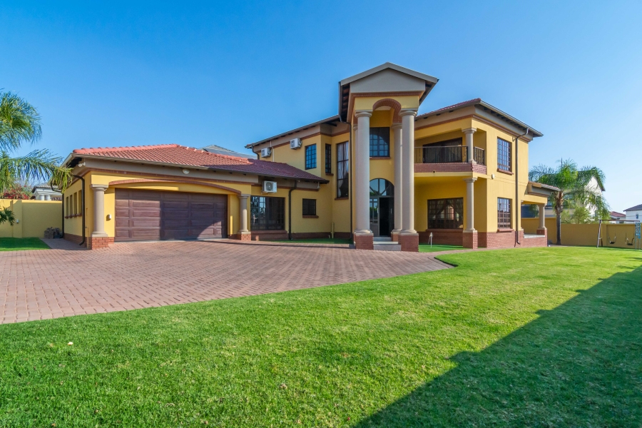 4 Bedroom Property for Sale in Noordwyk Gauteng