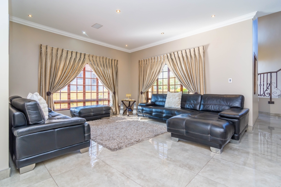 4 Bedroom Property for Sale in Noordwyk Gauteng