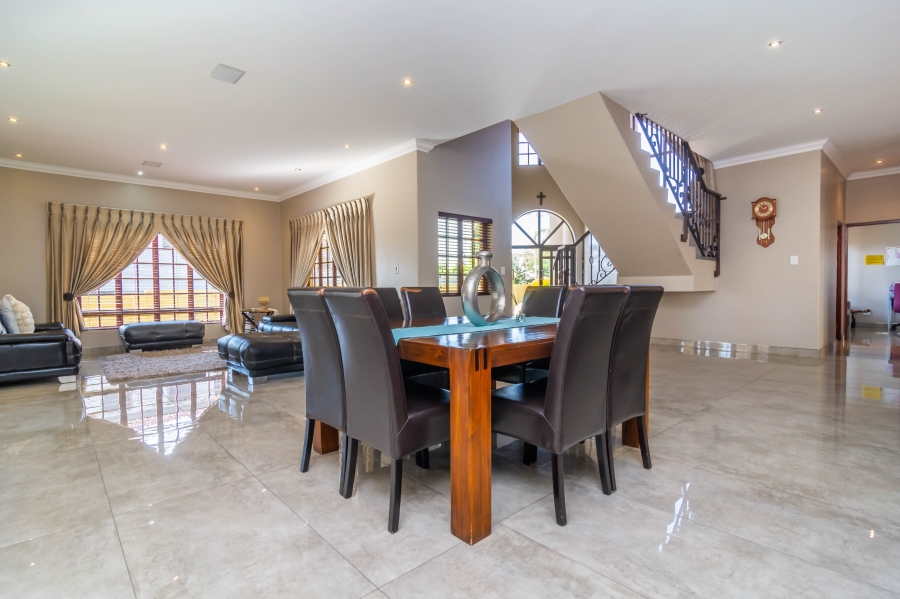 4 Bedroom Property for Sale in Noordwyk Gauteng