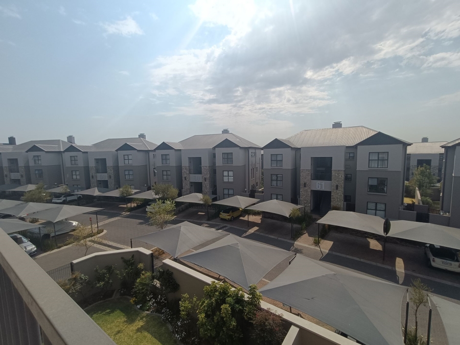2 Bedroom Property for Sale in The Polofields Gauteng