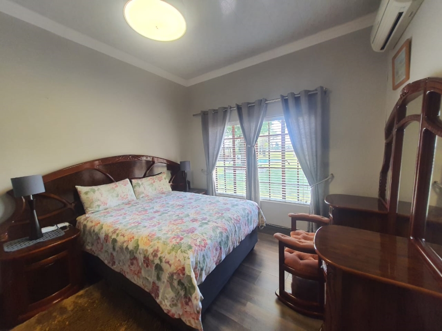 7 Bedroom Property for Sale in Lochvaal Gauteng