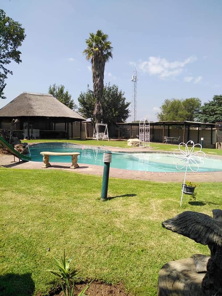 3 Bedroom Property for Sale in Mullerstuine Gauteng