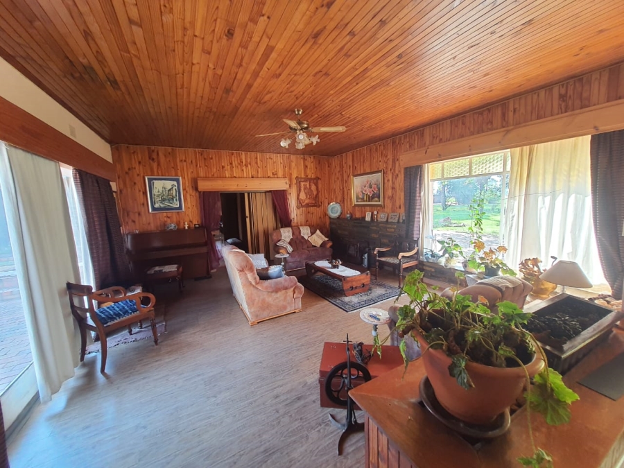 4 Bedroom Property for Sale in Theoville Gauteng