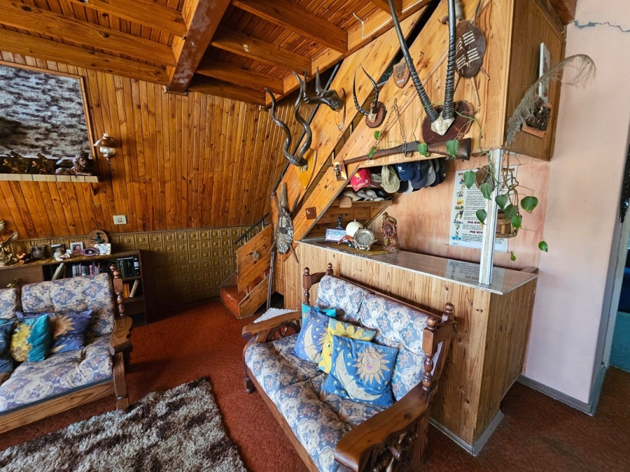 4 Bedroom Property for Sale in Theoville Gauteng