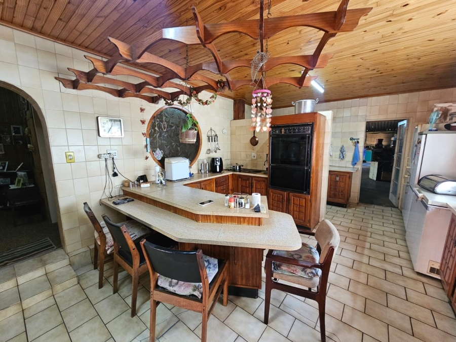 4 Bedroom Property for Sale in Theoville Gauteng