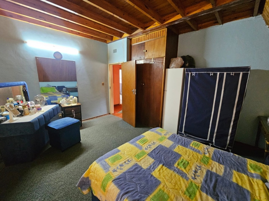 4 Bedroom Property for Sale in Theoville Gauteng