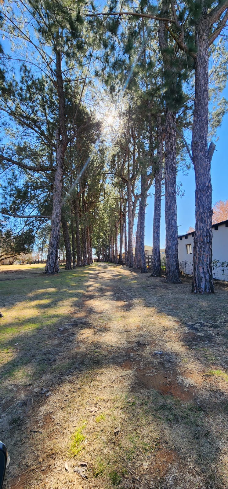 9 Bedroom Property for Sale in Lochvaal Gauteng