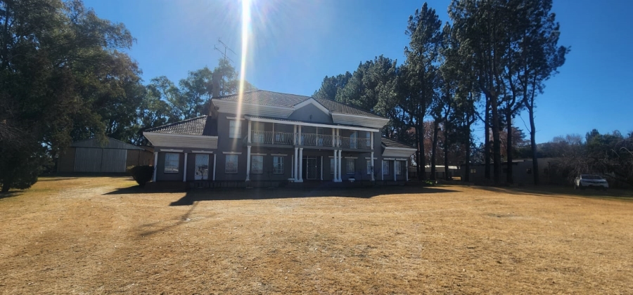 9 Bedroom Property for Sale in Lochvaal Gauteng
