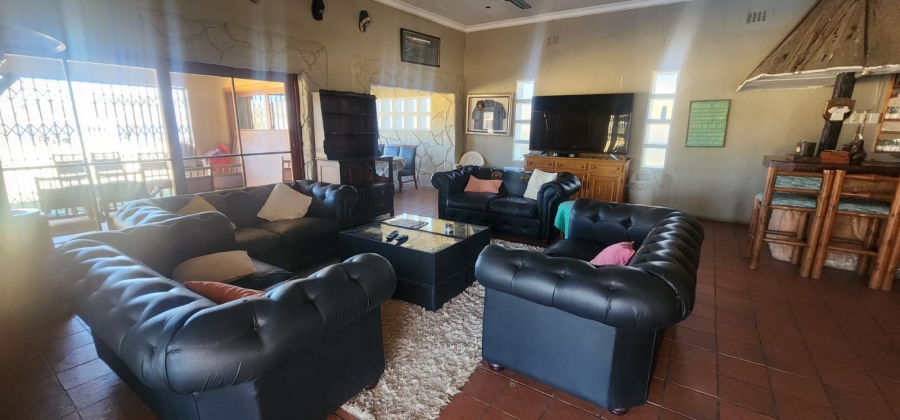 9 Bedroom Property for Sale in Lochvaal Gauteng