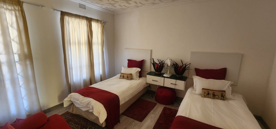 9 Bedroom Property for Sale in Lochvaal Gauteng