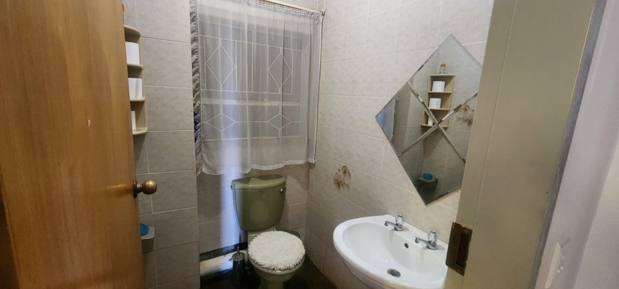 9 Bedroom Property for Sale in Lochvaal Gauteng