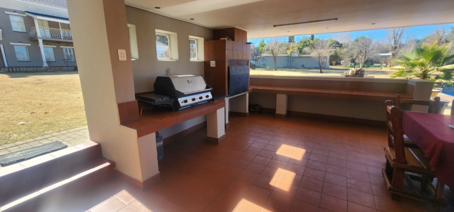 9 Bedroom Property for Sale in Lochvaal Gauteng