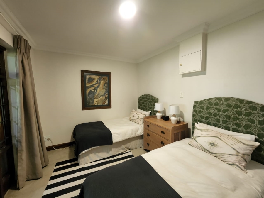 7 Bedroom Property for Sale in Marlbank Gauteng