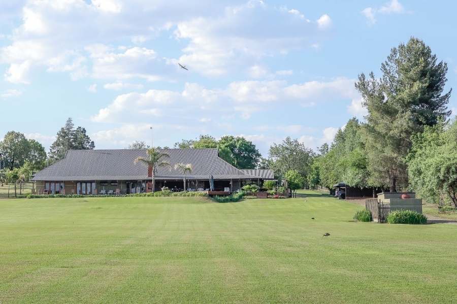 4 Bedroom Property for Sale in Kaalplaats Gauteng