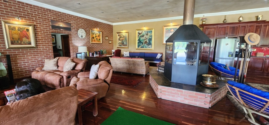 4 Bedroom Property for Sale in Kaalplaats Gauteng