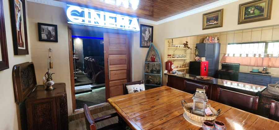 4 Bedroom Property for Sale in Kaalplaats Gauteng