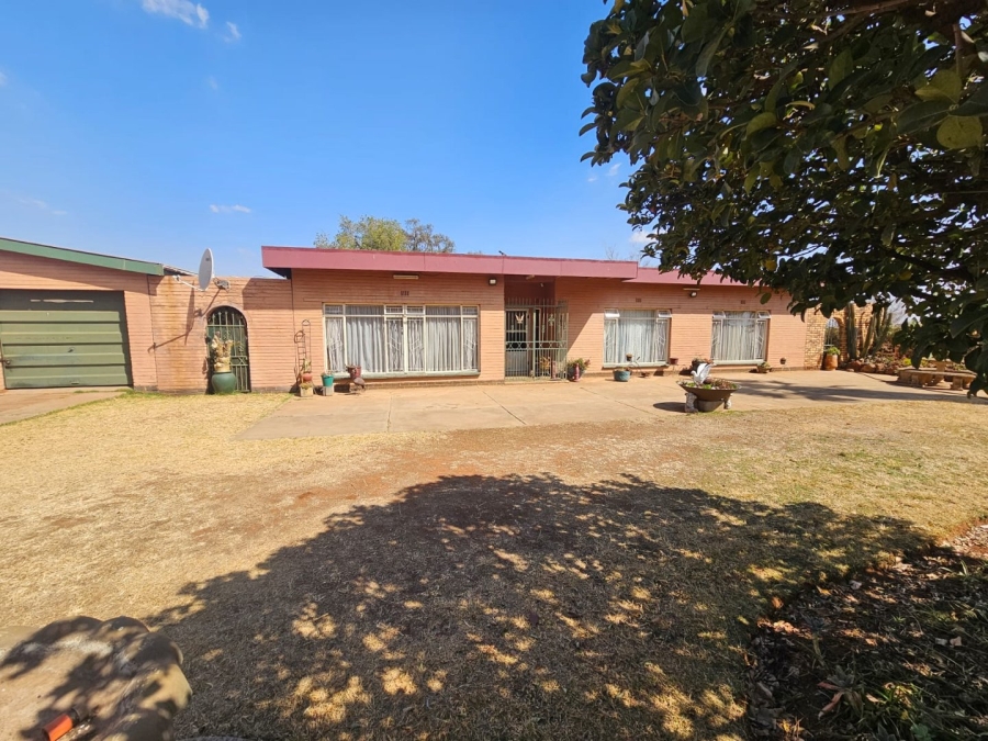 3 Bedroom Property for Sale in Mullerstuine Gauteng
