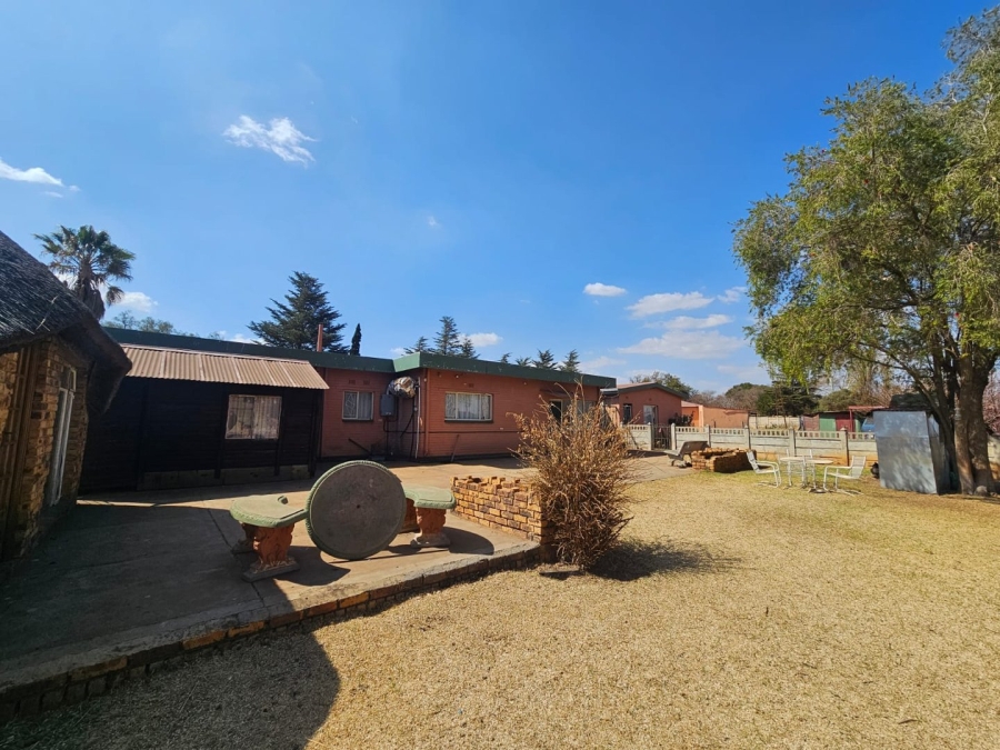 3 Bedroom Property for Sale in Mullerstuine Gauteng