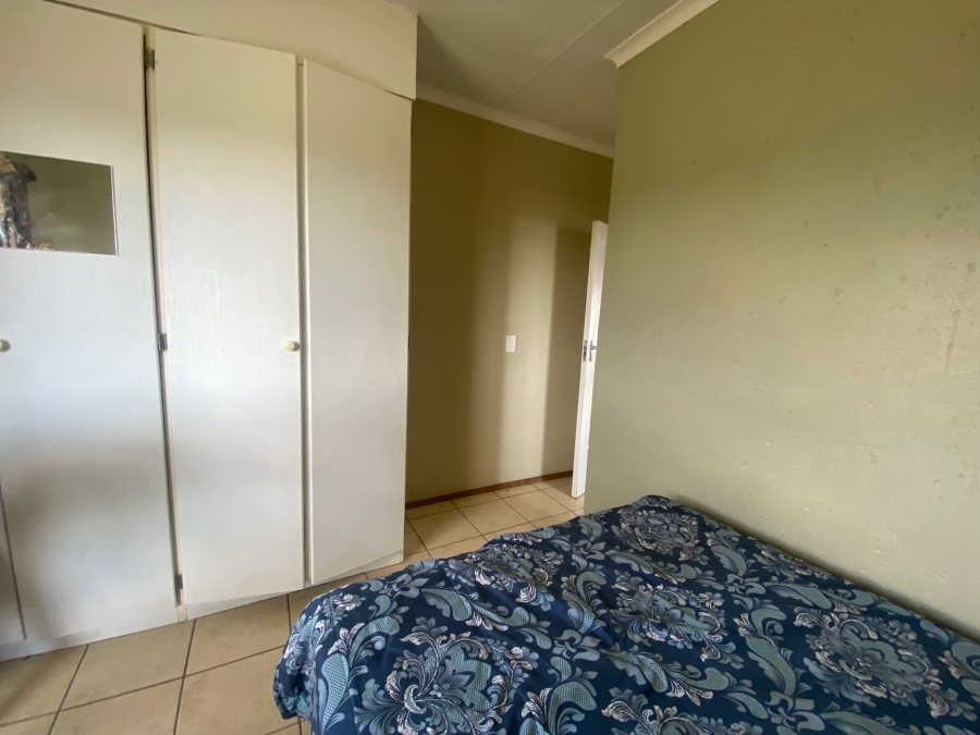 2 Bedroom Property for Sale in Heuwelsig Estate Gauteng