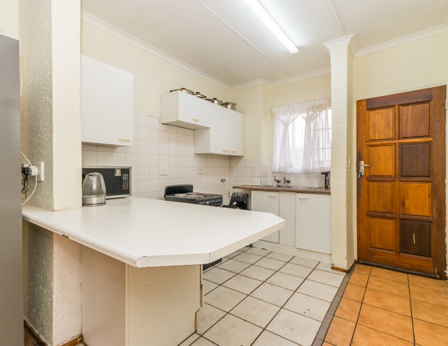 3 Bedroom Property for Sale in Die Hoewes Gauteng