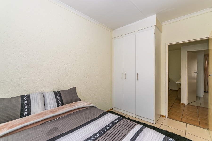 3 Bedroom Property for Sale in Die Hoewes Gauteng