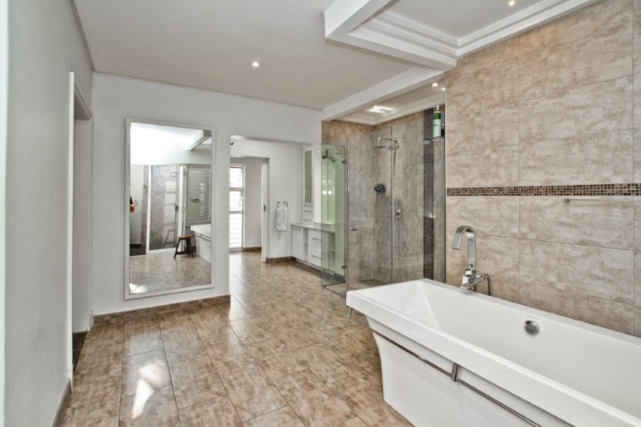 4 Bedroom Property for Sale in Morningside Gauteng