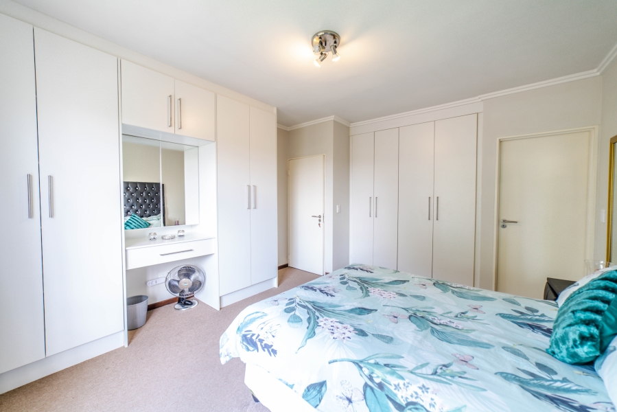 3 Bedroom Property for Sale in Broadacres Gauteng