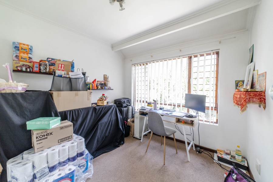 3 Bedroom Property for Sale in Broadacres Gauteng