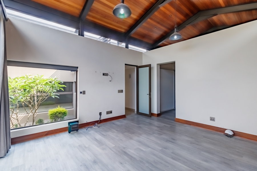 4 Bedroom Property for Sale in Midstream Estate Gauteng