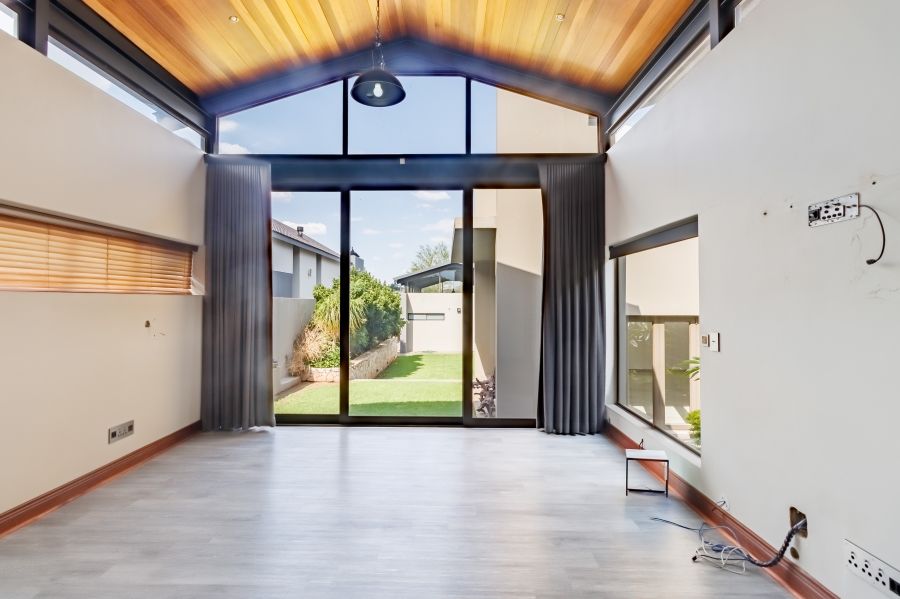 4 Bedroom Property for Sale in Midstream Estate Gauteng