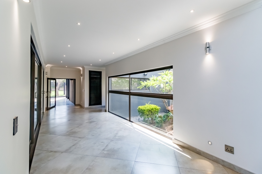 4 Bedroom Property for Sale in Midstream Estate Gauteng