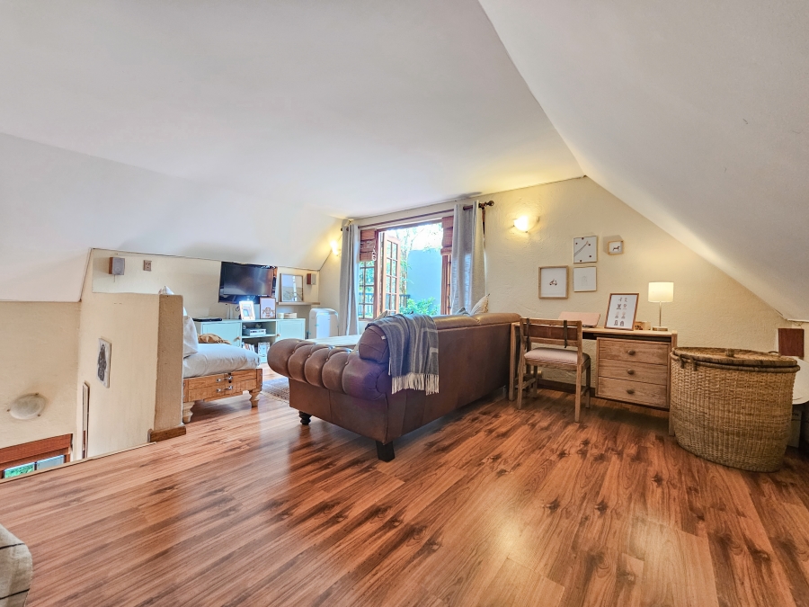 2 Bedroom Property for Sale in Faerie Glen Gauteng